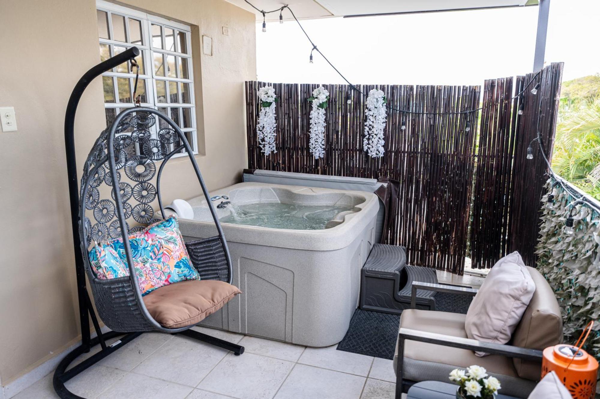 Private Jacuzzi Oasis With Mountain Views And Free Parking Apartment ปอนเซ ภายนอก รูปภาพ