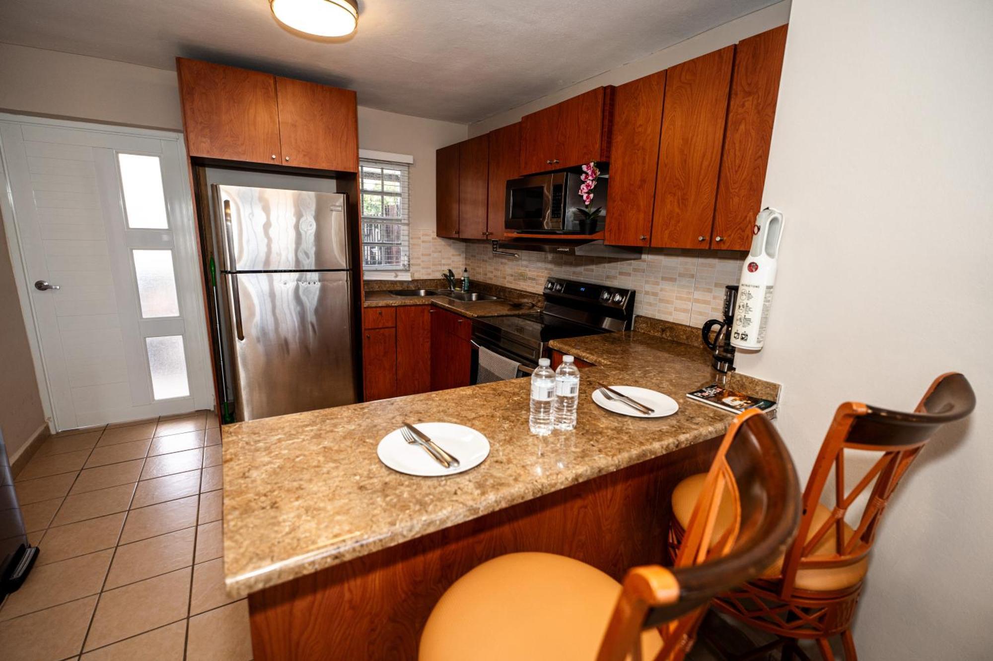 Private Jacuzzi Oasis With Mountain Views And Free Parking Apartment ปอนเซ ภายนอก รูปภาพ